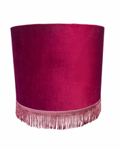 Afbeelding in Gallery-weergave laden, Roze rode lampenkap met franjes