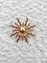 Afbeelding in Gallery-weergave laden, Broche - Zon