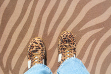 Afbeelding in Gallery-weergave laden, Droogloopmat - Brown Zebra