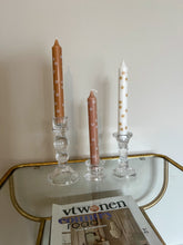 Afbeelding in Gallery-weergave laden, Dinerkaars Daisy Roze