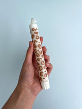 Afbeelding in Gallery-weergave laden, Dinerkaars Panterprint Okergeel