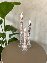 Afbeelding in Gallery-weergave laden, Dinerkaars Panterprint Bruin