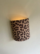 Afbeelding in Gallery-weergave laden, Wandlamp - Panter
